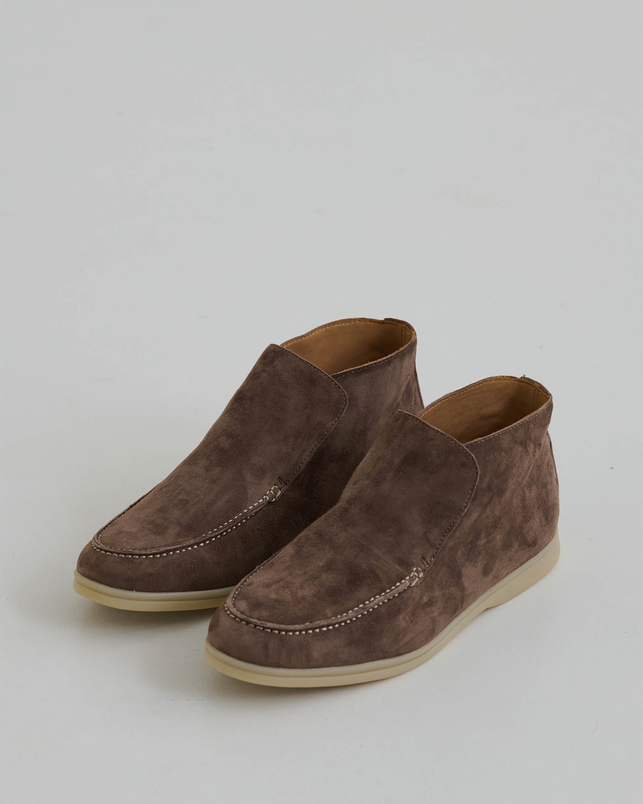 Signature Loafers – Light Coffee