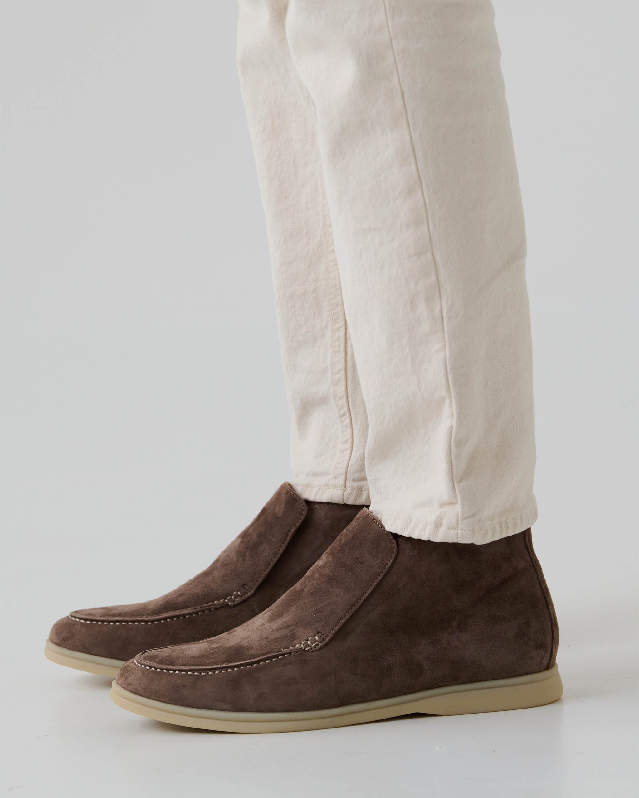 Signature Loafers – Light Coffee
